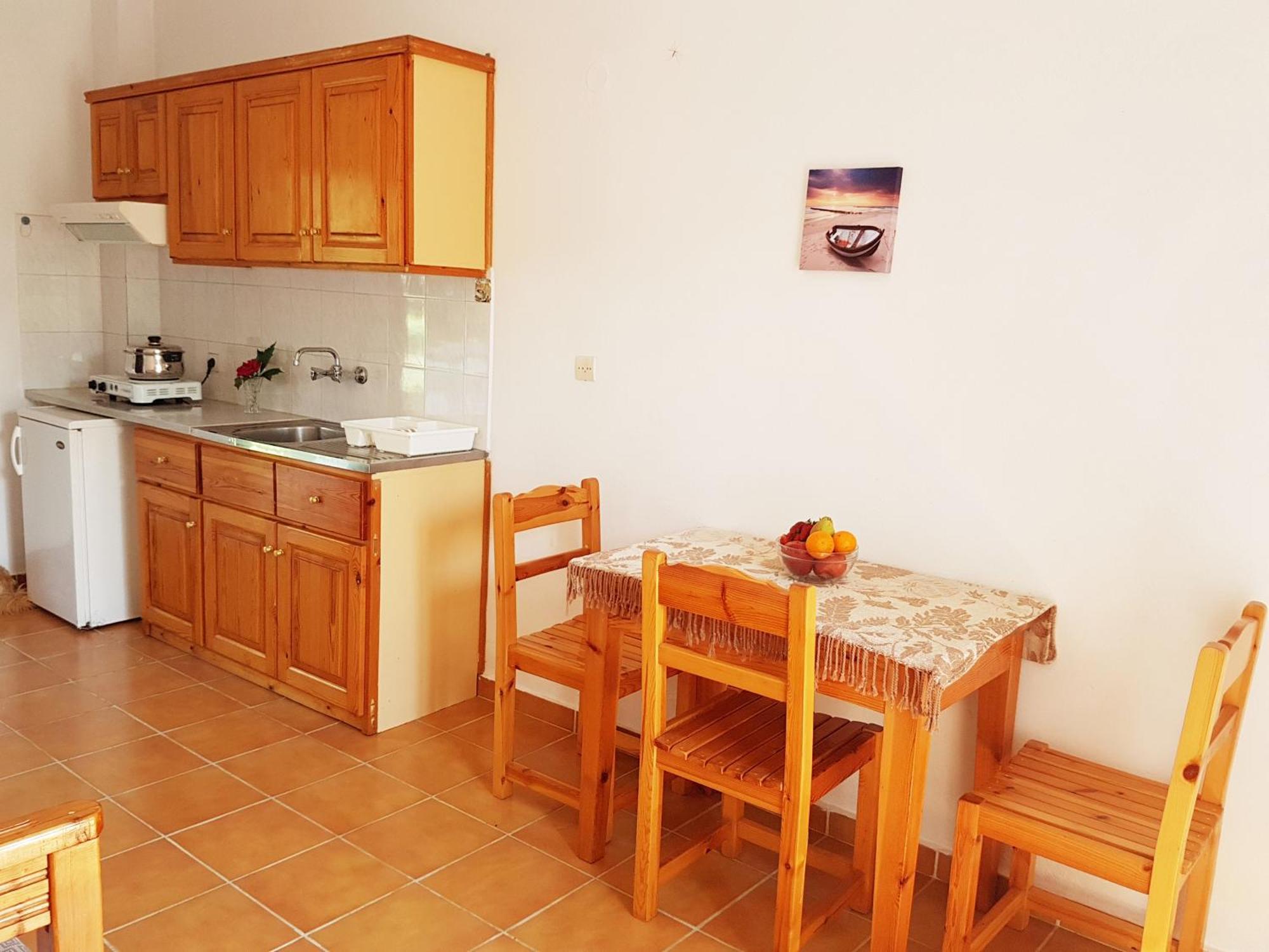 Alexandros Apartament *